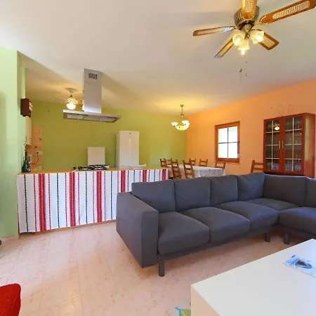 Golf Tee By Interhome Casa de Férias