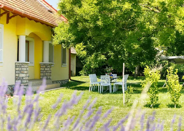 Golf Tee By Interhome Case de vacanță Balatonudvari