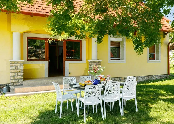 Golf Tee By Interhome Case de vacanță *