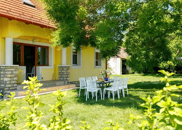 Golf Tee By Interhome Case de vacanță *